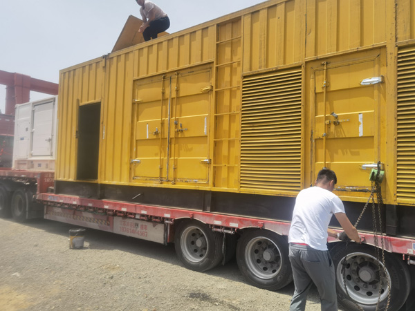 湾岭镇发电机出租100KW发电机需要什么规格的电缆线？